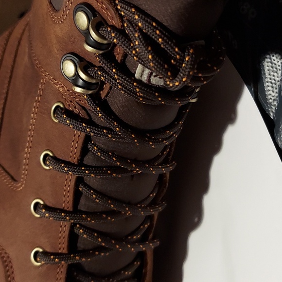 Timberland | Men's TBL Originals Ultra Waterproof Boots, Brown, Size 8.5 - Picture 3 of 9